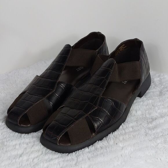 What's What Swordfish Brown Leather Sandals - Picture 1 of 8